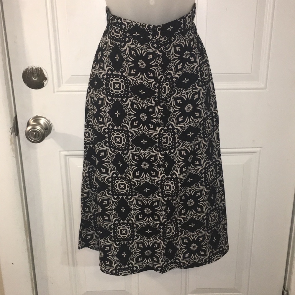 Patterned skirt